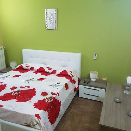 Appartamento Marinella 皮佐 外观 照片