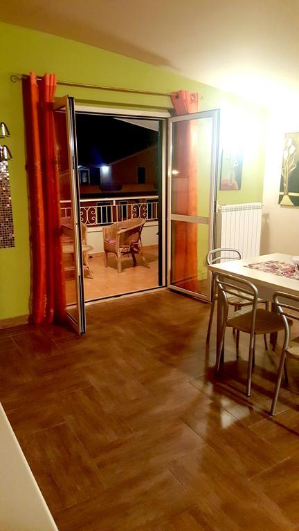 Appartamento Marinella 皮佐 外观 照片